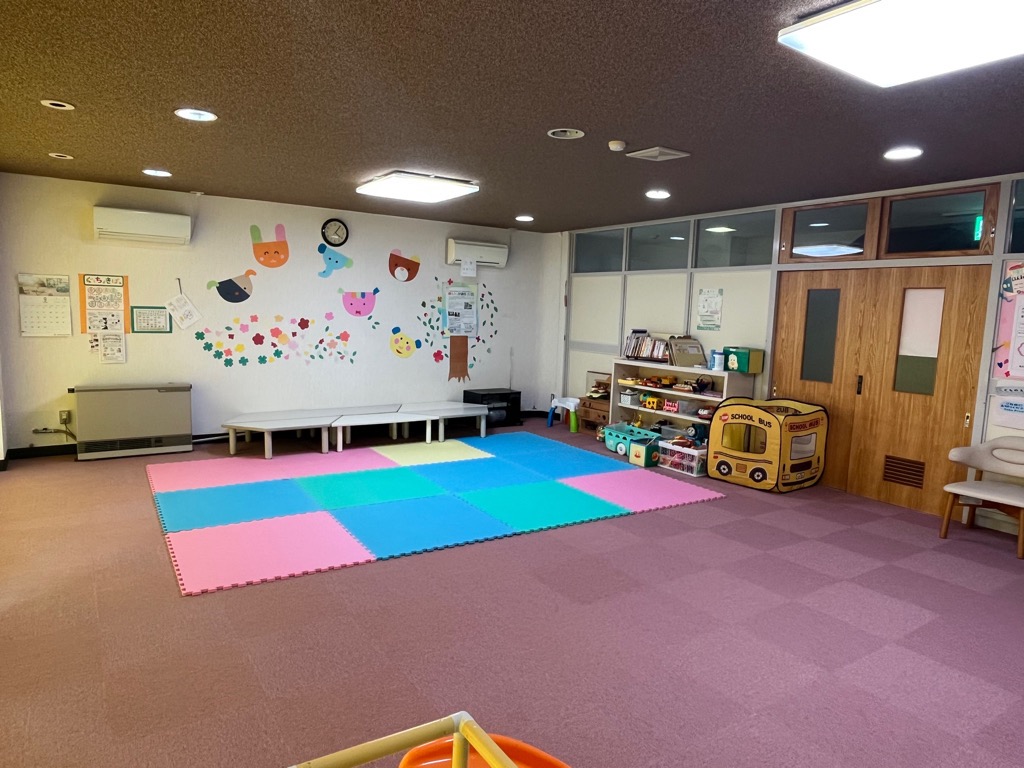 こどものえき室内