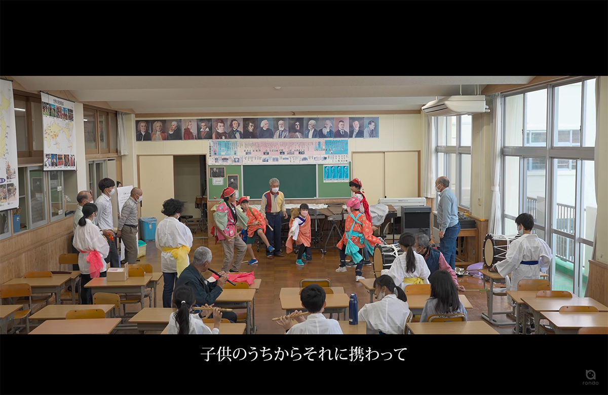 子どもたちの舞