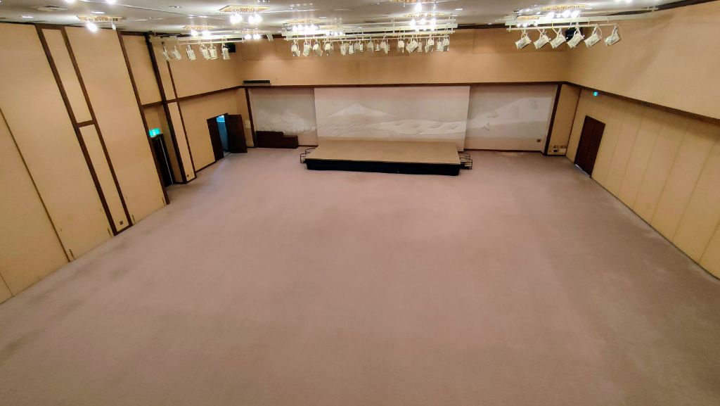 コンベンションホール