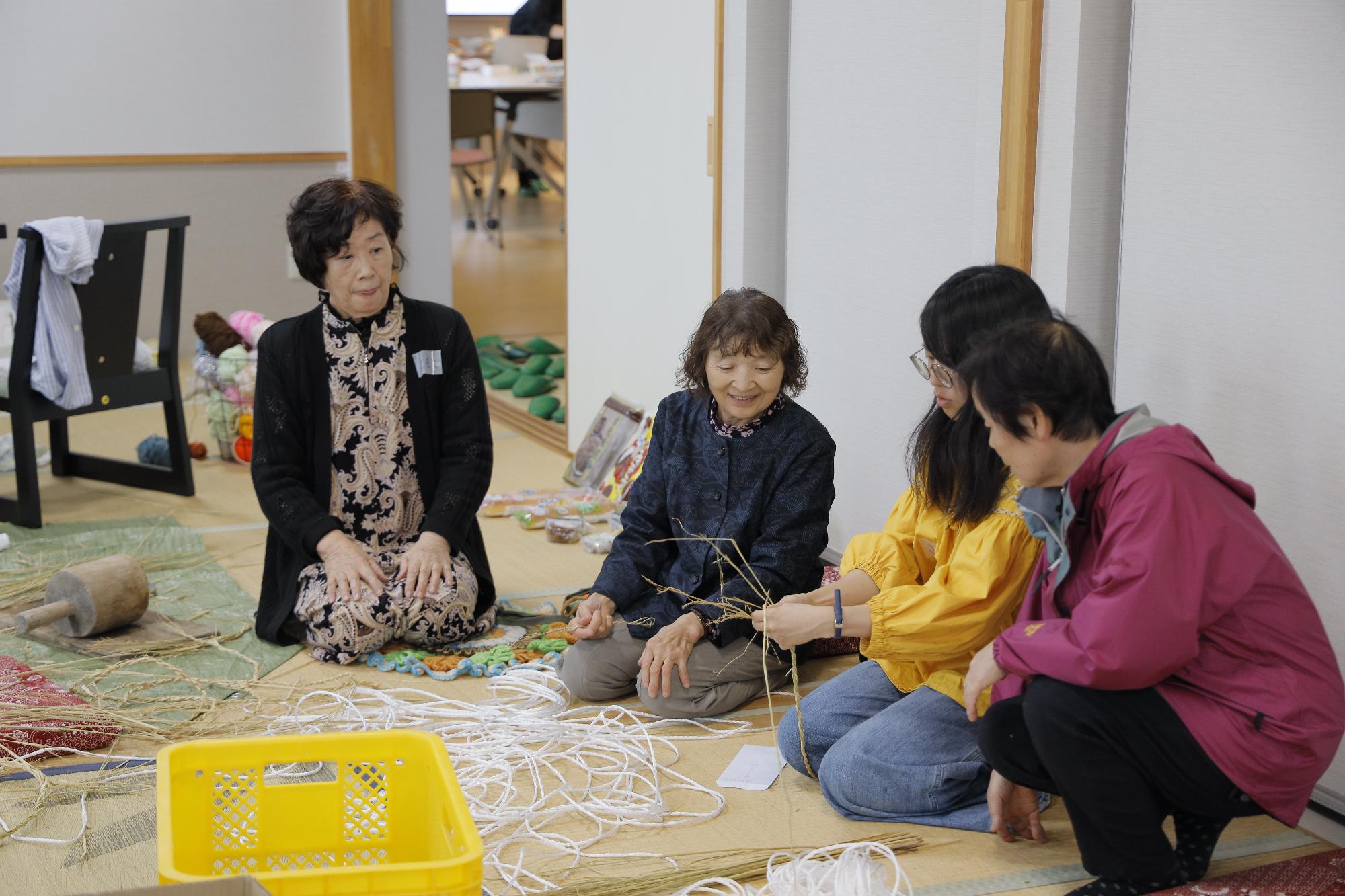 わら細工